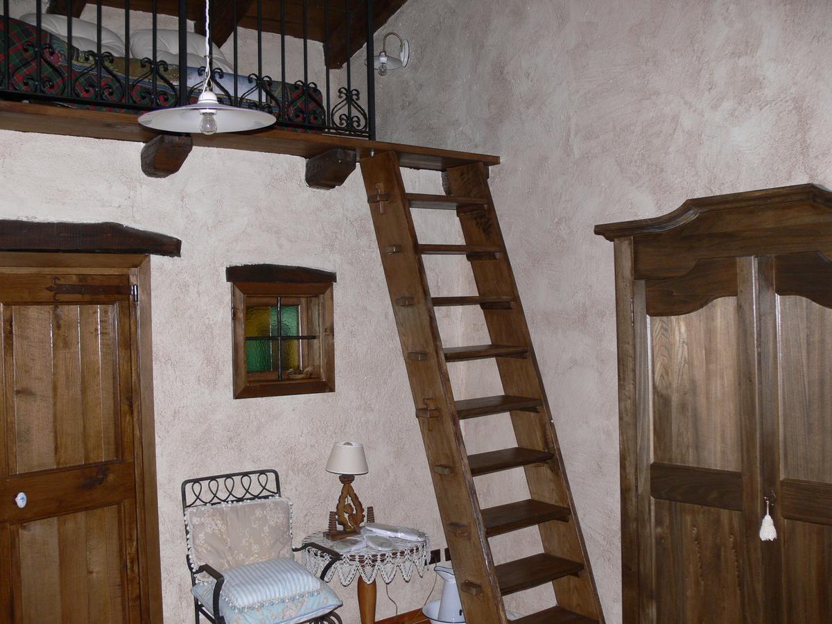 Il Cappellaio Matto Bed & Breakfast Montalto Ligure Luaran gambar
