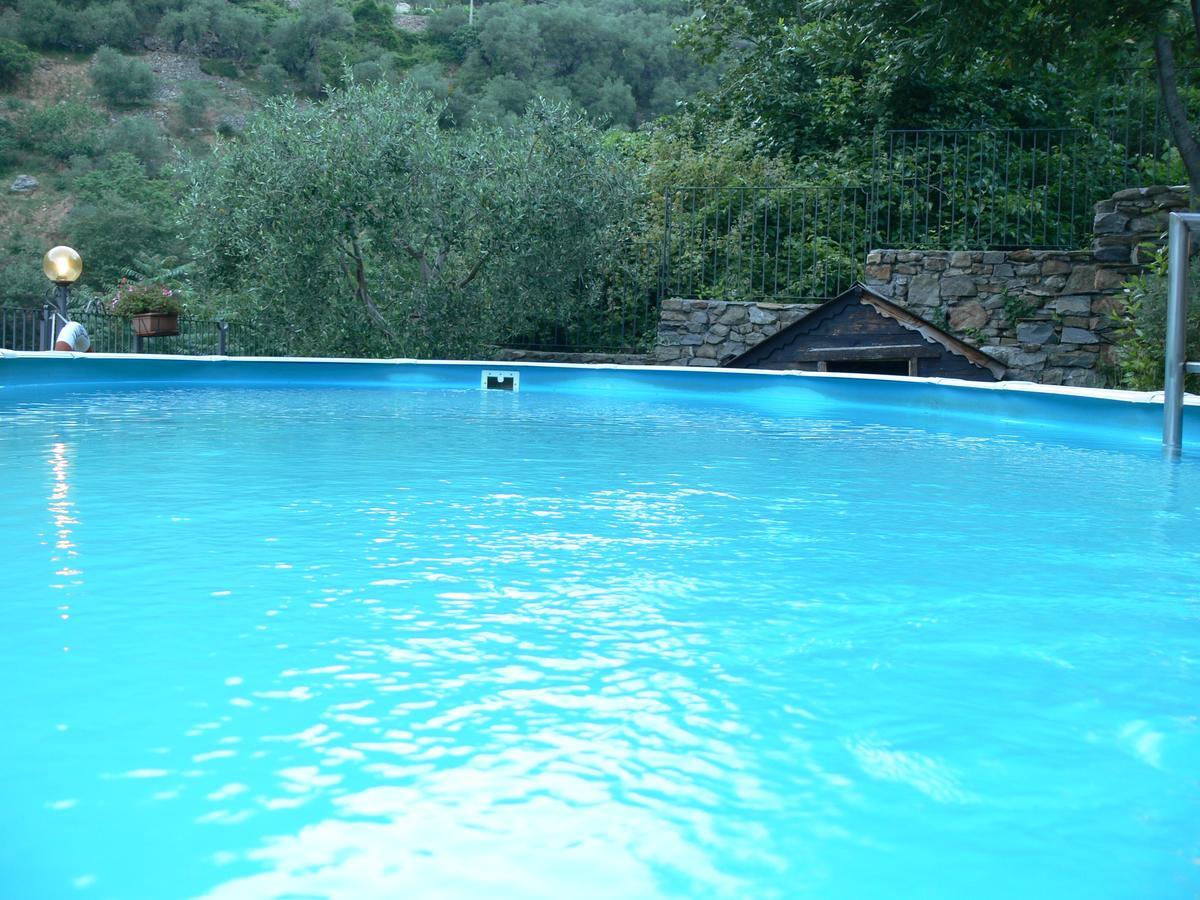 Il Cappellaio Matto Bed & Breakfast Montalto Ligure Luaran gambar