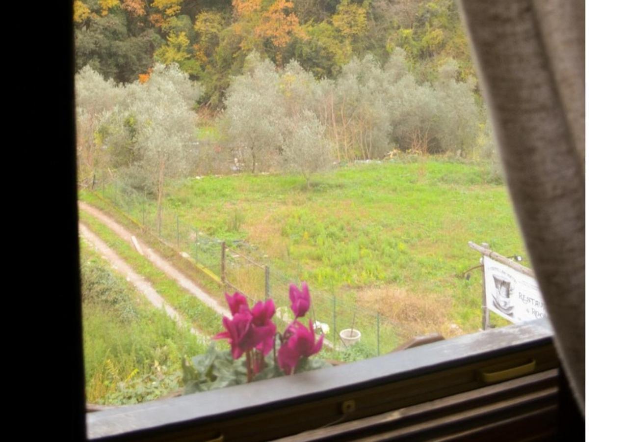 Il Cappellaio Matto Bed & Breakfast Montalto Ligure Luaran gambar