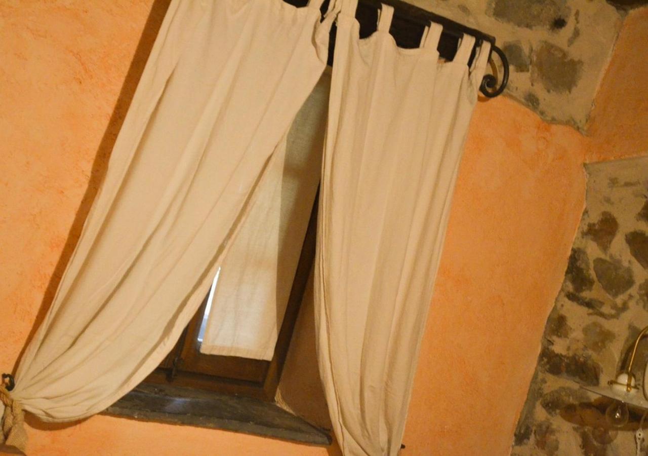 Il Cappellaio Matto Bed & Breakfast Montalto Ligure Luaran gambar