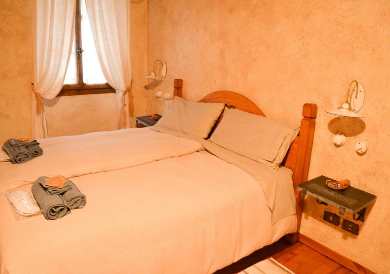 Il Cappellaio Matto Bed & Breakfast Montalto Ligure Luaran gambar