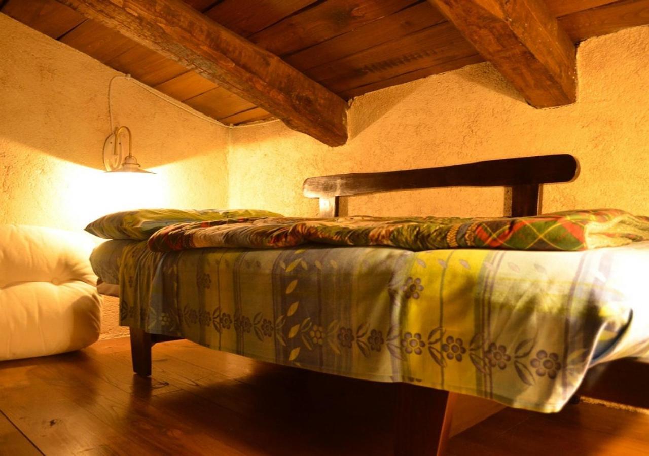 Il Cappellaio Matto Bed & Breakfast Montalto Ligure Luaran gambar